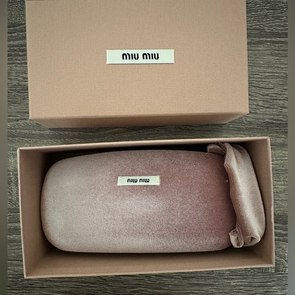 Brand New Miu Miu MU 09WS Runway Sunglasses for sale - Picture 2 of 6